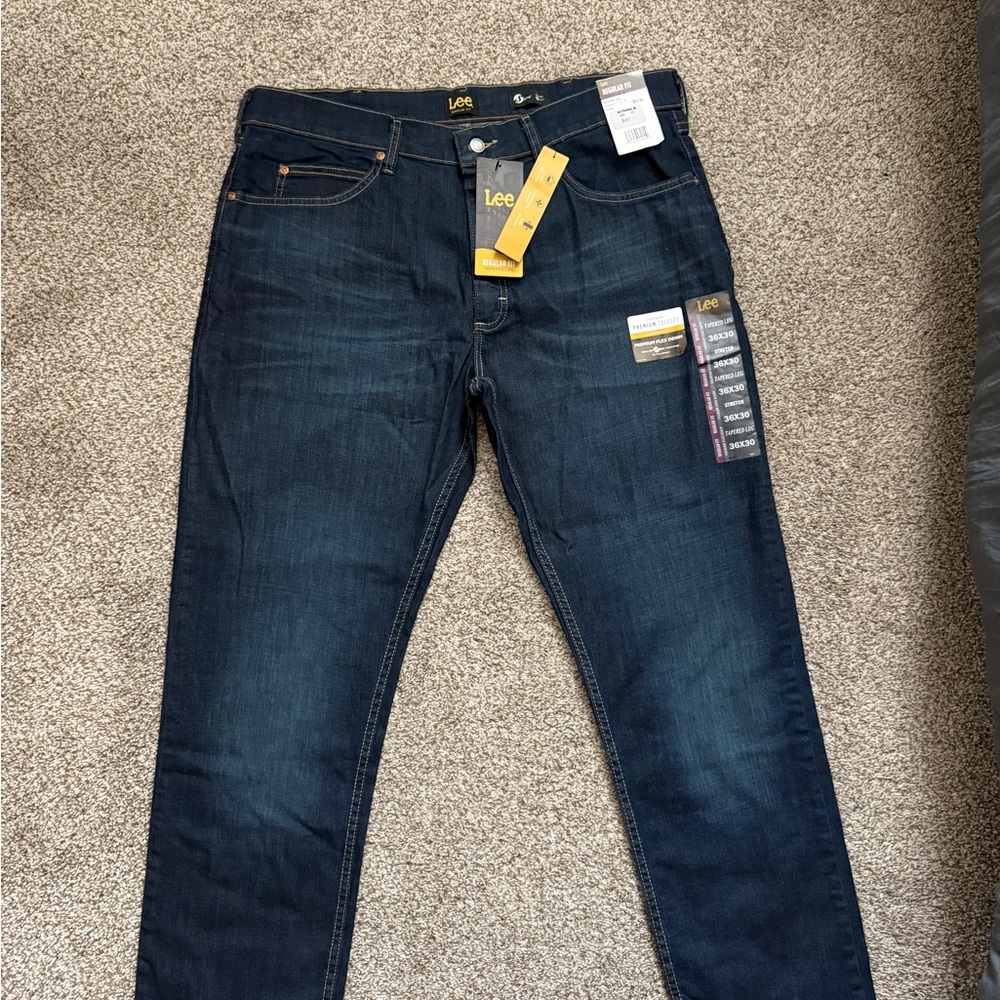 Lee Men's Hijack Regular Fit Tapered Leg Jeans 36x30
